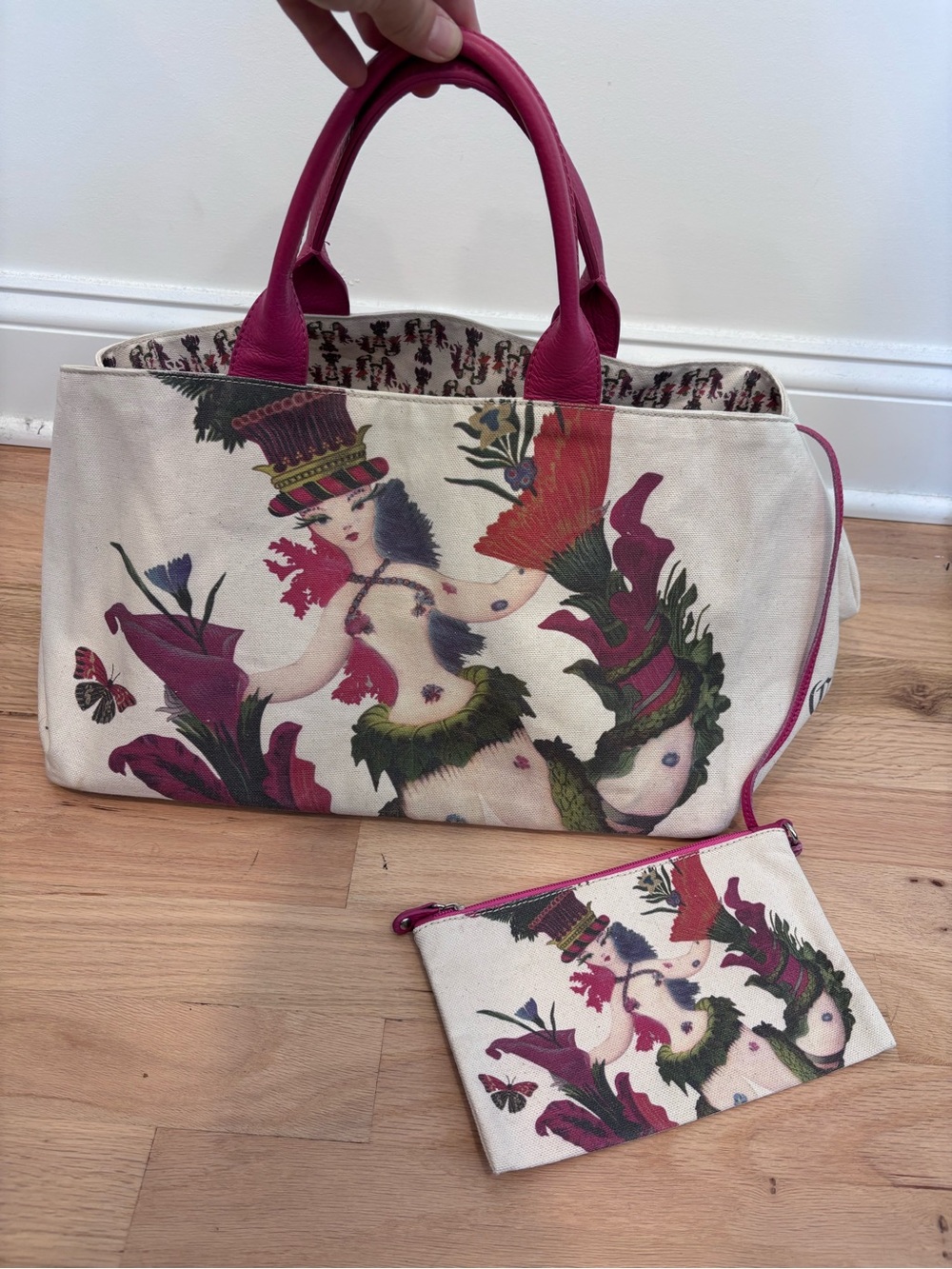 Carthusia Profumi di Capri handbag tote